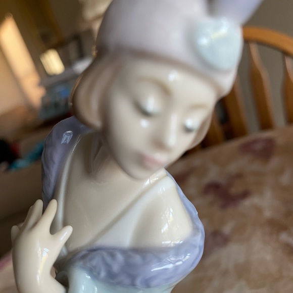 RETIRED 1998 ‘THE FLIRT LLADRO’ PORCELAIN FIGURINE- Item#01005789 - Picture 8 of 14